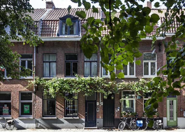SOBO vergroent Brugge met geveltuintjes